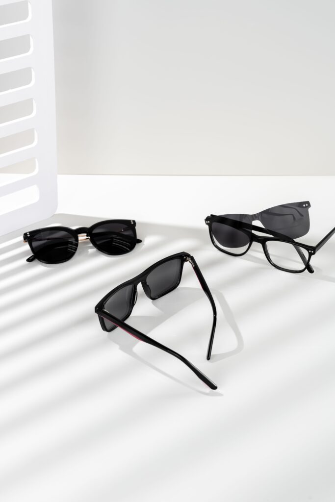pexels glassesshop gs 1317359316 27353347